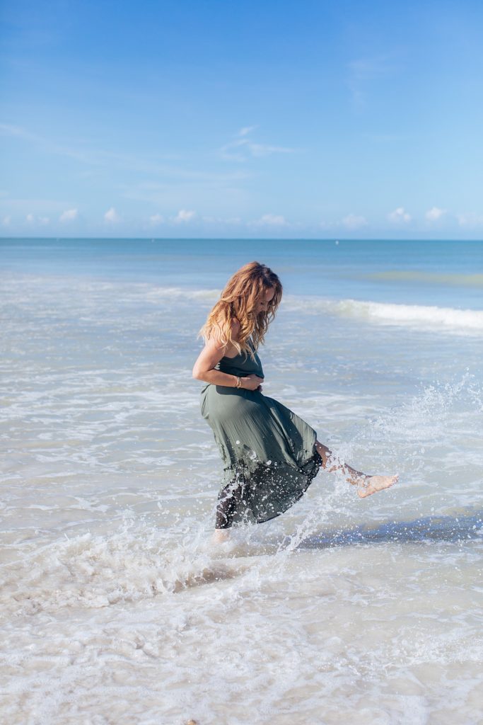Life Coach personal branding photoshoot on St Pete Beach is full of positive energy showcasing, Life coach Sandy Sembler's passion for her trade.  Click here to see this fun branding session!